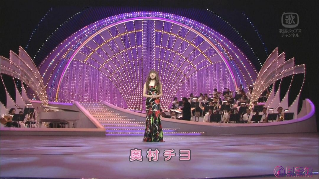 【HDTV-FULL】NHK歌謡コンサート #42 (NHK放送日20031021) - ひとり切なさしみる歌(20.jpg
