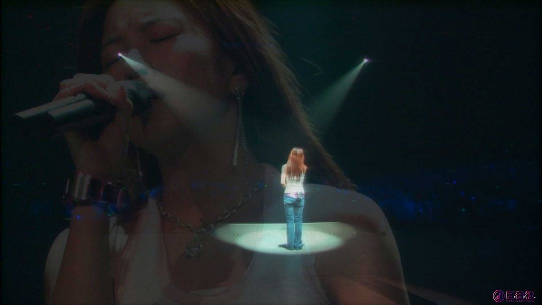 【HDTV】BoA---Every-Heart--ミンナノキモチ-(20040418-WOWOW-LIVE-TOUR-2004--LOVE-.jpg