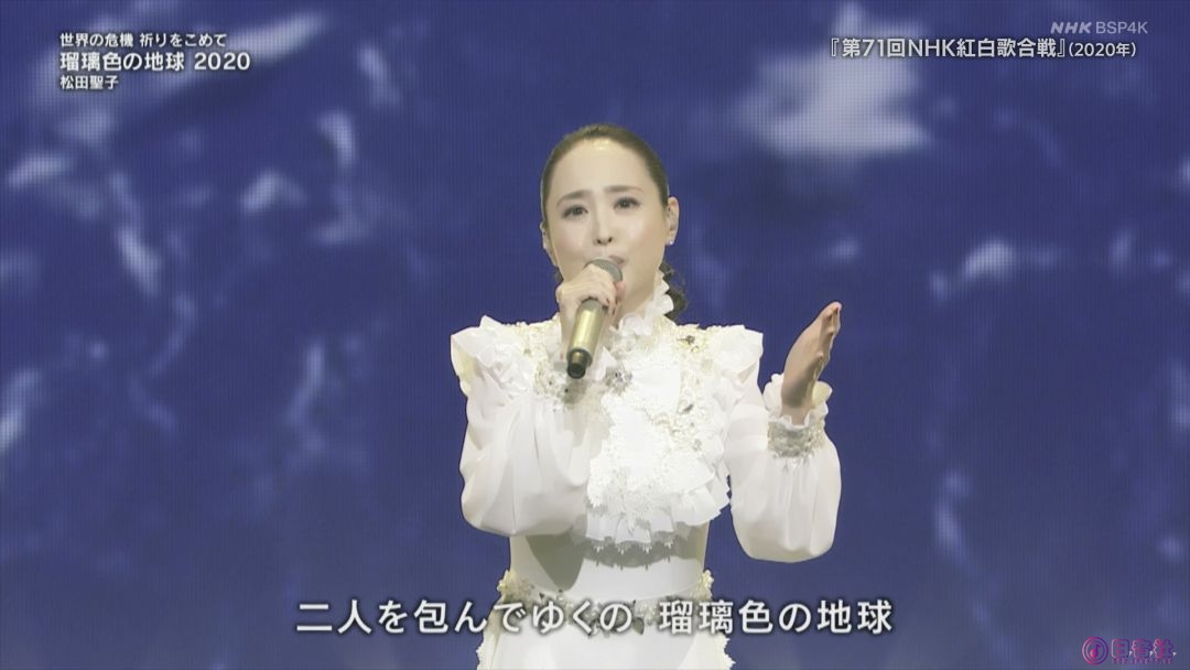 这个很明显一股Hi-Vision上拉伸的锯齿味。